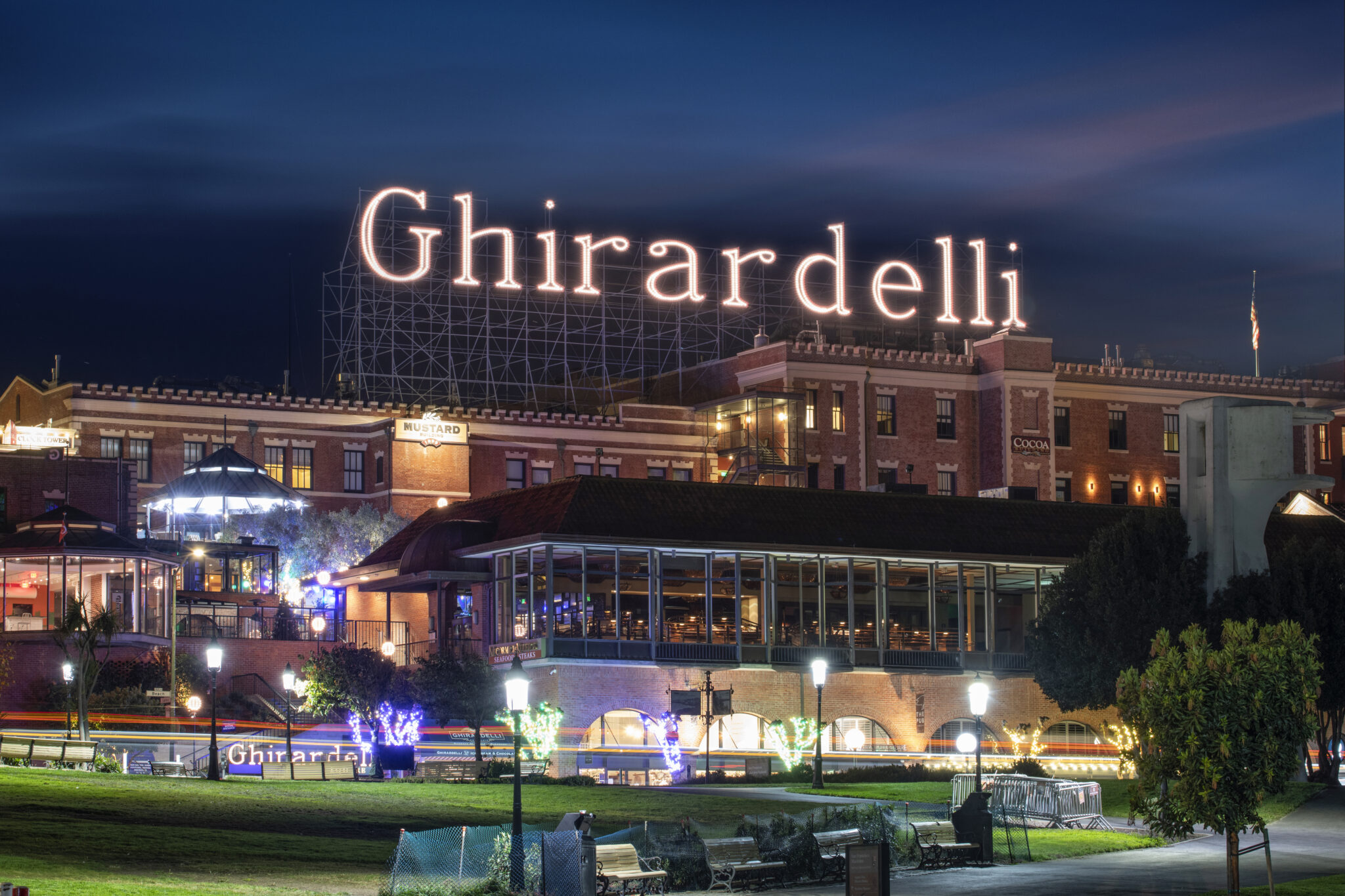 Ghirardelli _Arrow